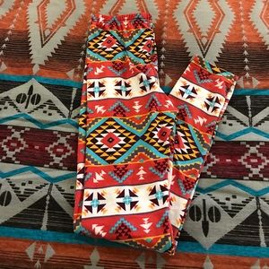 NWOT VERY soft leggings.